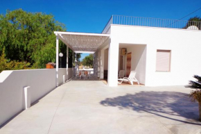 Villetta indipendente con giardino 400m dal mare Rif. 448